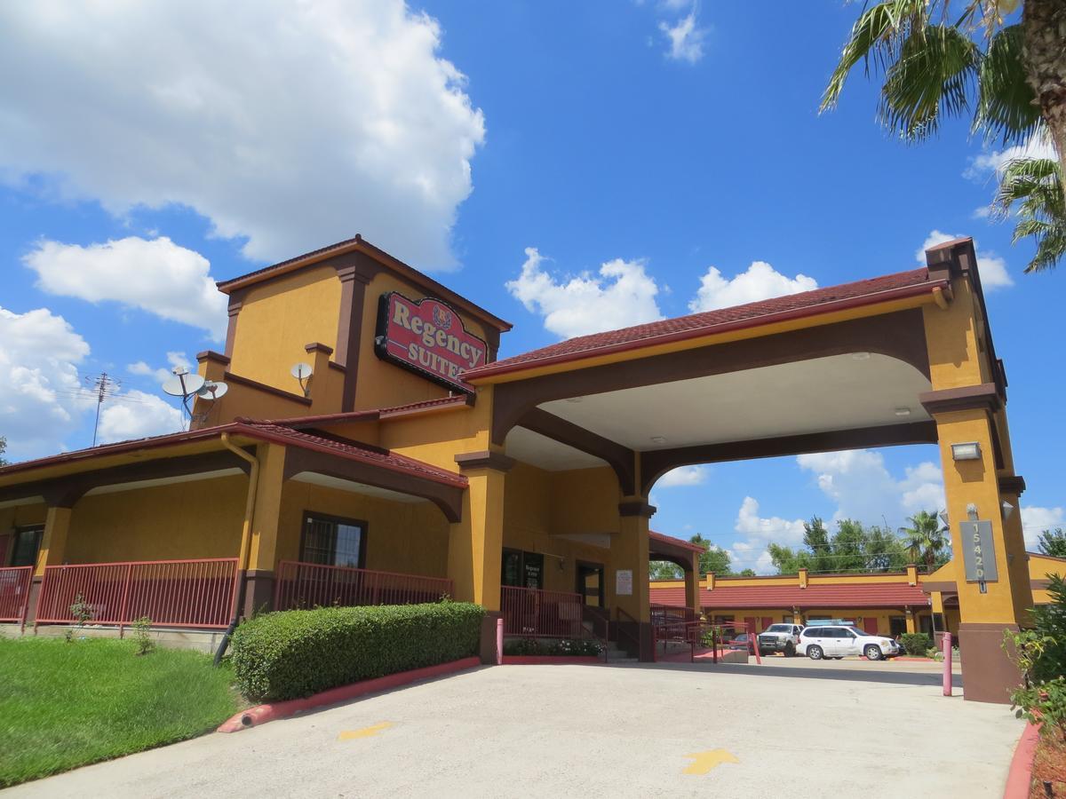 Regency Suites Iah Beltway 8 Houston Eksteriør billede
