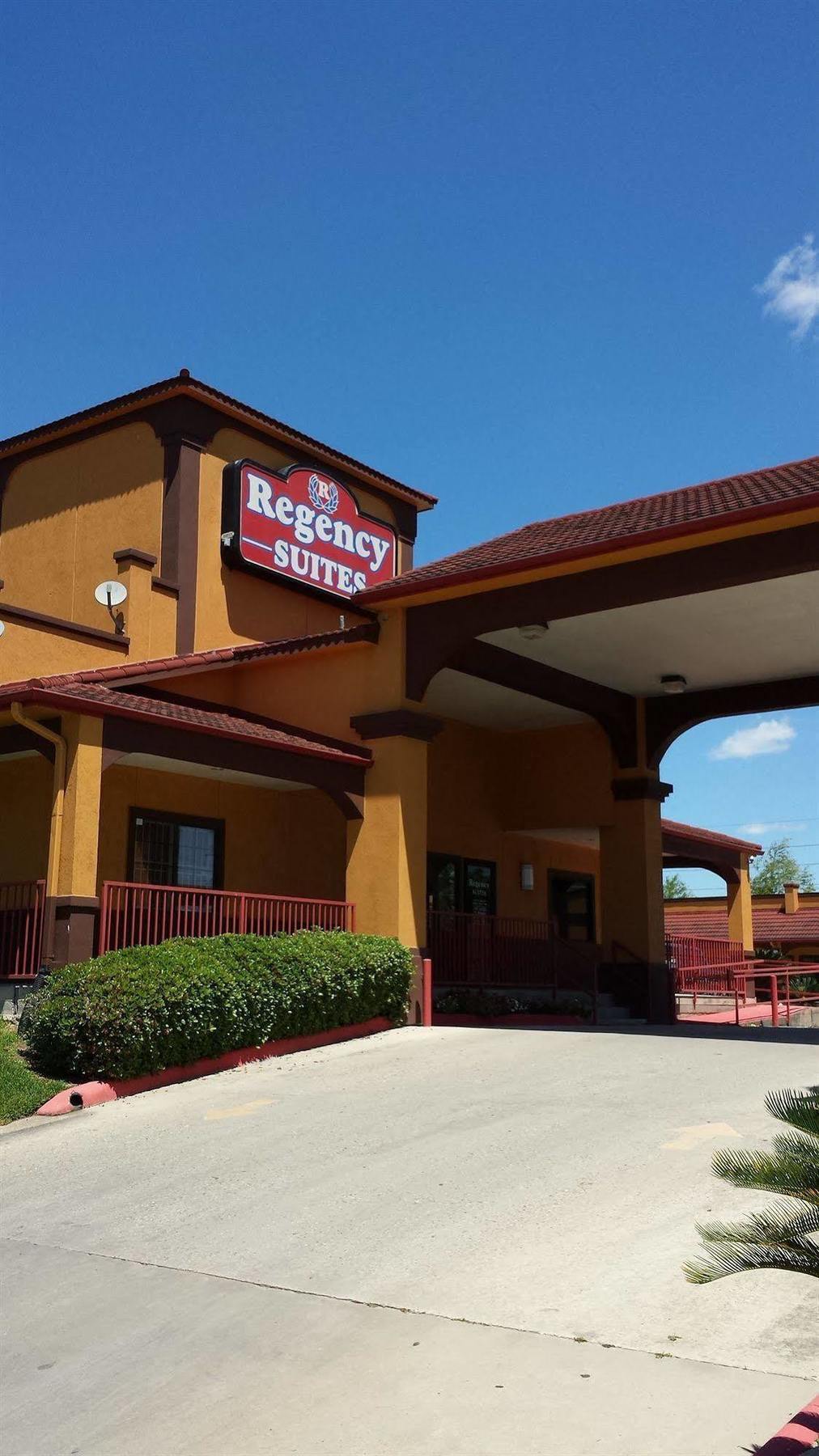 Regency Suites Iah Beltway 8 Houston Eksteriør billede
